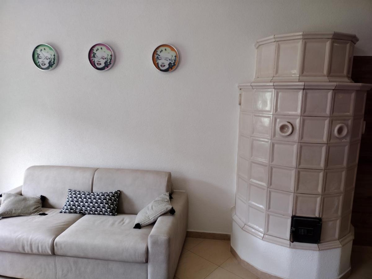 Relax House Apartman Tenno Kültér fotó