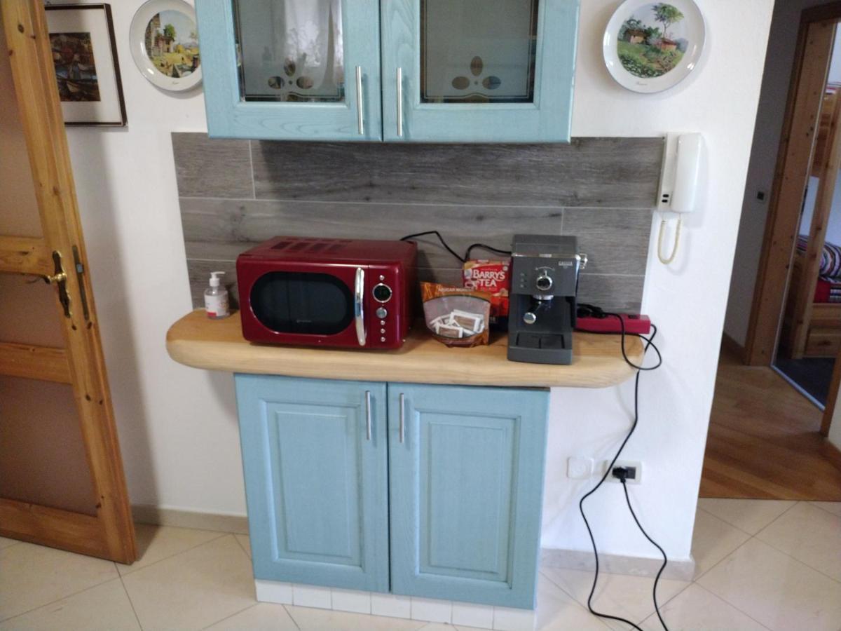 Relax House Apartman Tenno Kültér fotó