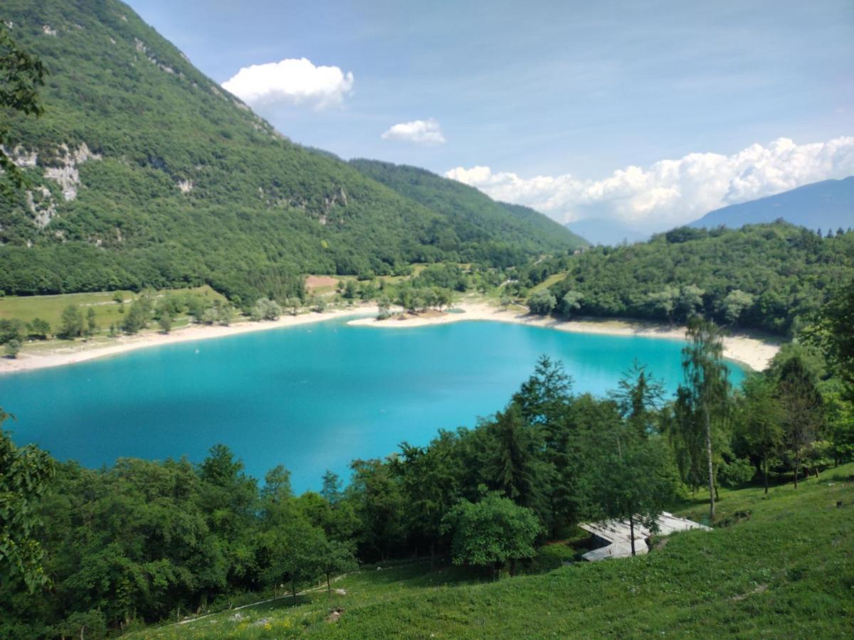 Relax House Apartman Tenno Kültér fotó